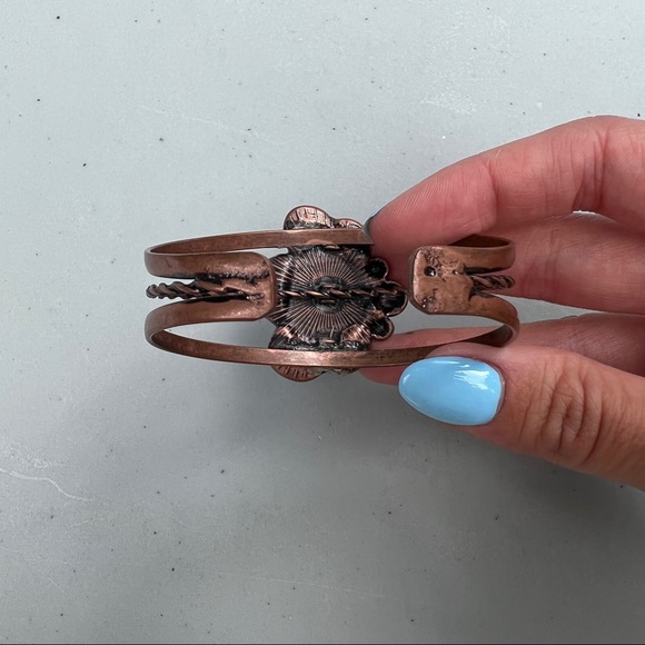 Turquoise cuff - Picture 3 of 3